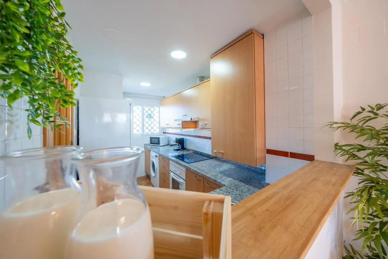 Apartamento con vistas al mar en Manilva Playa 0*,