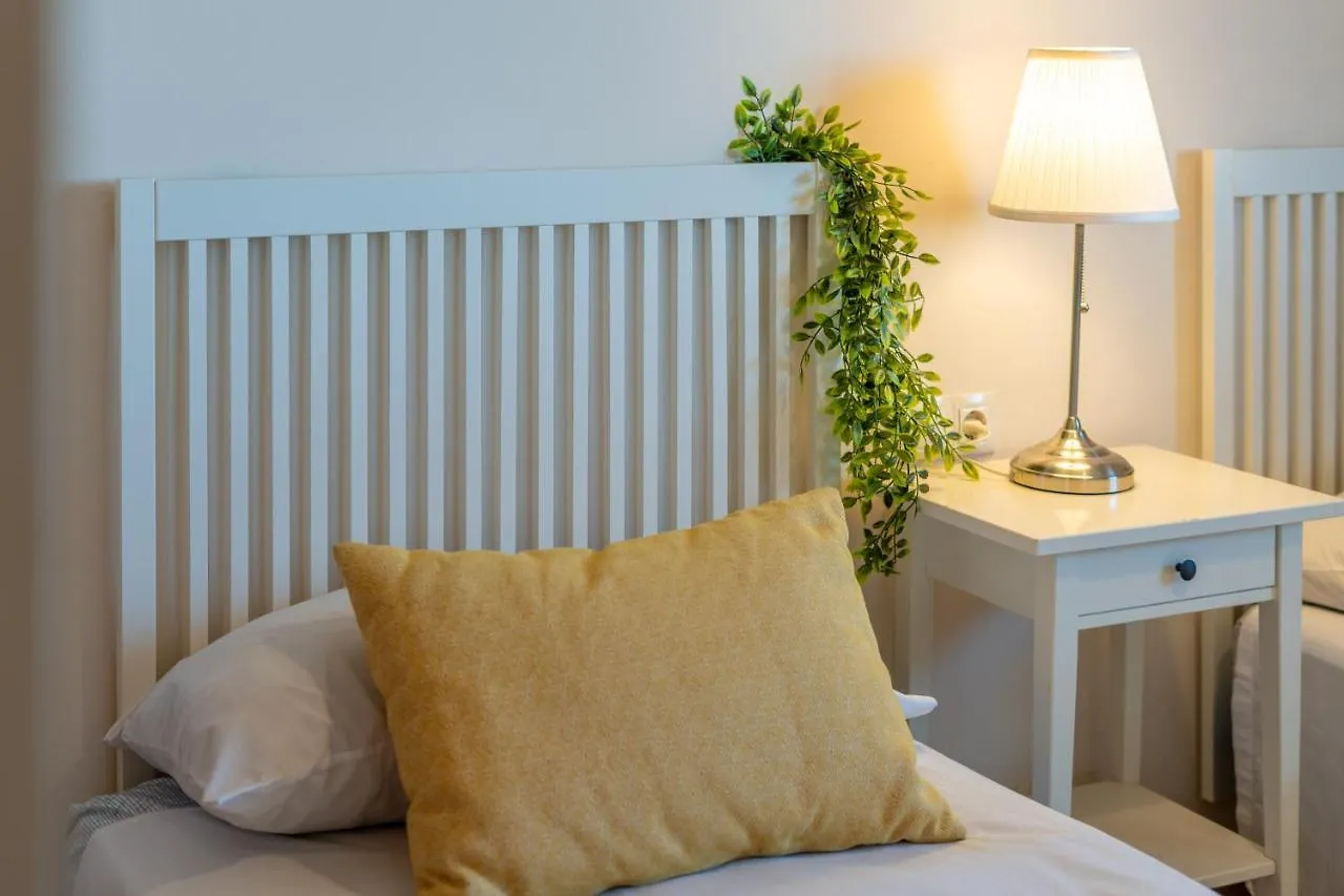 Apartamento con vistas al mar en Manilva Playa 0*,  España